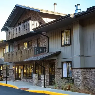 Fawn Valley Inn- 106 condo