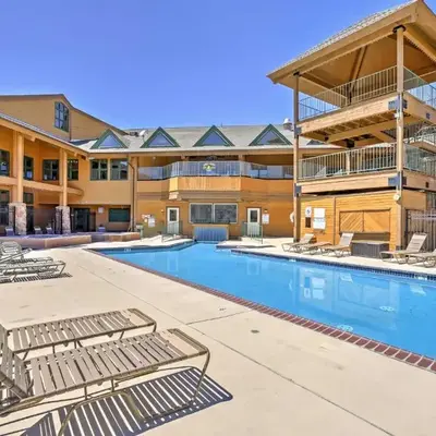 Hot Tub and Indoor Pool Access at Granby Condo
