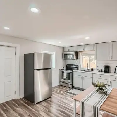Pet Friendly Carriage House Near Red Rocks And Regis