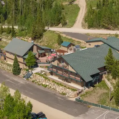 Hideaway Mountain Lodge