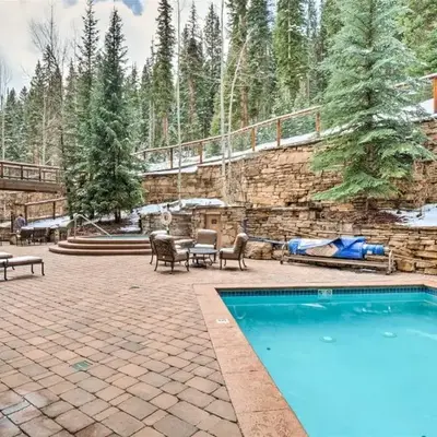 Ski-In