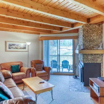 Treehouse 206F
