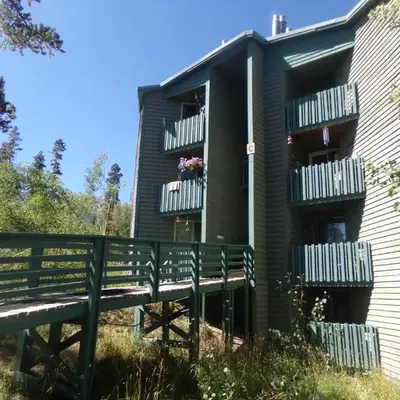 Treehouse 2 bed 2 bath C THWC