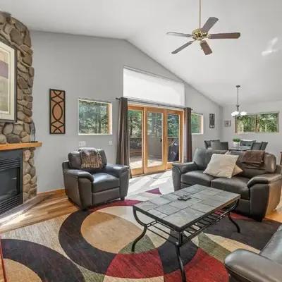 Cutty Sark Court #2 3BR Mountain Views townhouse