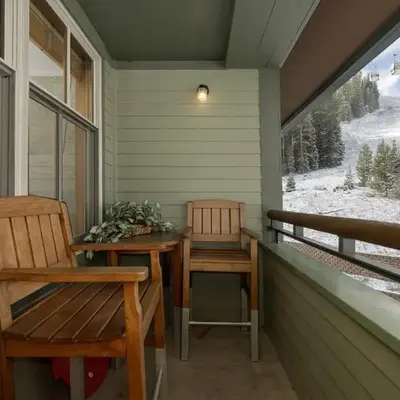 Beautiful Zephyr Mountain Lodge condo with Slope Base View condo