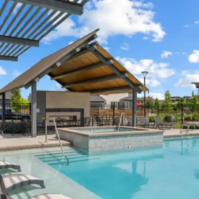 Modern Farmhouse Townhome - Great Central Location